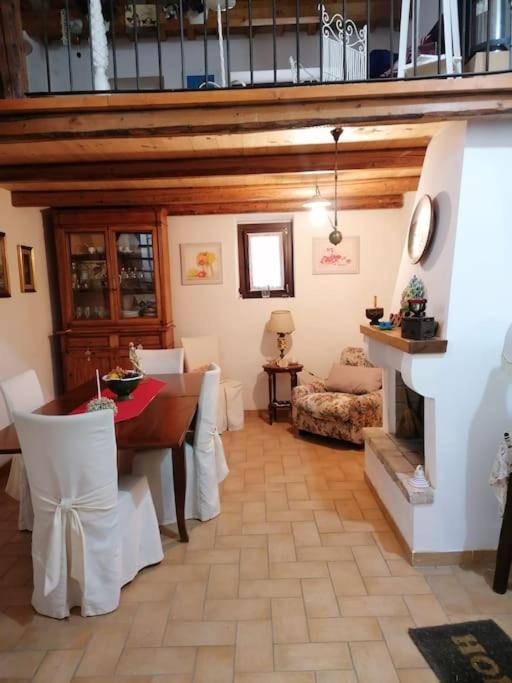 Willa La Casa Nel Borgo Orsogna Zewnętrze zdjęcie